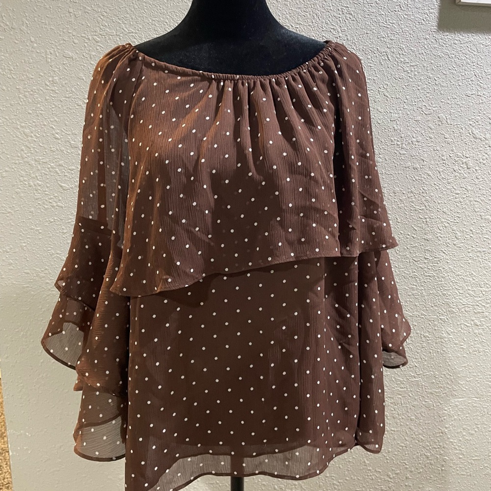 Cato Brown and White Flutter Sleeve Ruffled Blouse